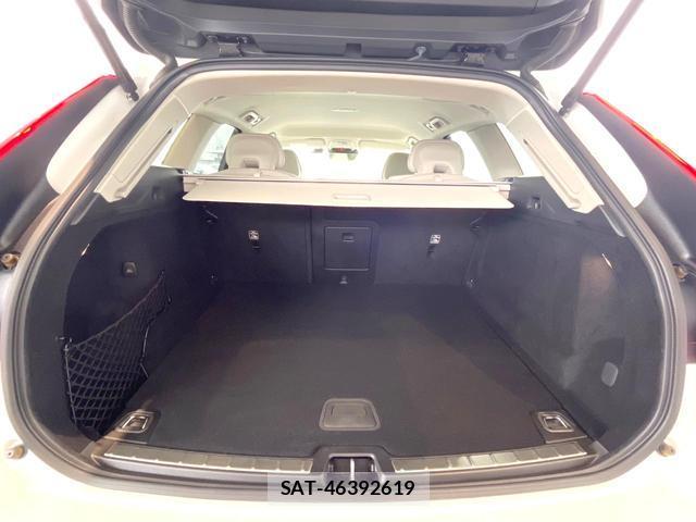 Volvo XC60 2020-06 7935105-13