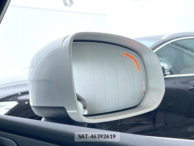 Volvo XC60 2020-06 7935105-9