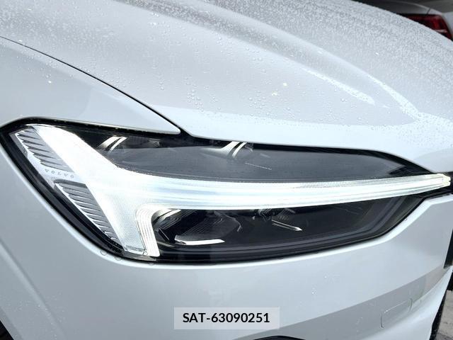 Volvo XC60 2025-06 7935121-14