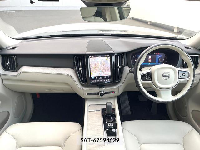 Volvo XC60 2022-12 7935124-1
