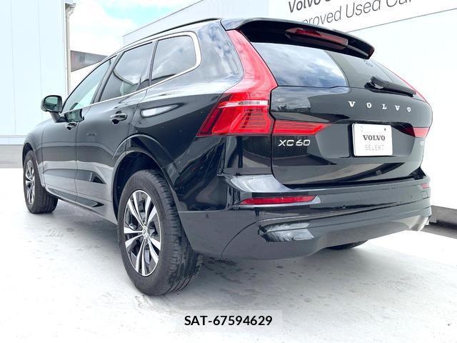 Volvo XC60 2022-12 7935124-18