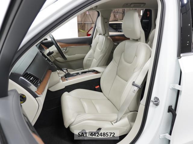 Volvo XC90 2020-01 7936300-12