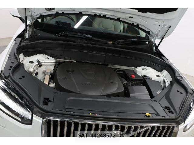 Volvo XC90 2020-01 7936300-16