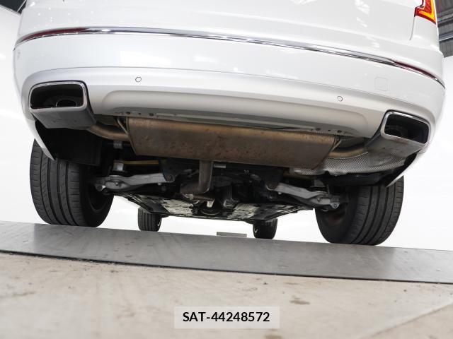 Volvo XC90 2020-01 7936300-18