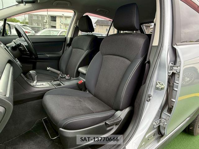 Subaru XV 2012-12 7936221-10