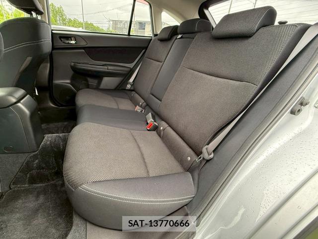 Subaru XV 2012-12 7936221-11