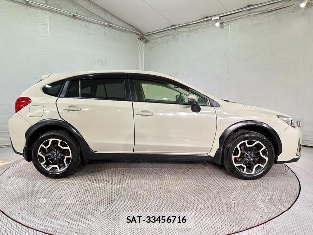 Subaru XV 2015-12 7937477-12