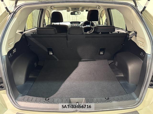 Subaru XV 2015-12 7937477-17