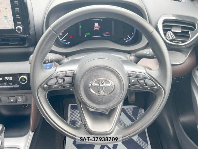 Toyota YARIS CROSS 2022-08 7937163-10