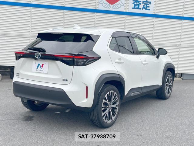 Toyota YARIS CROSS 2022-08 7937163-16