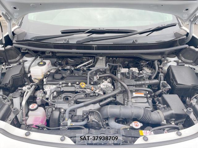 Toyota YARIS CROSS 2022-08 7937163-17