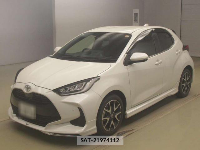 Toyota YARIS 2022-03 7933867-11
