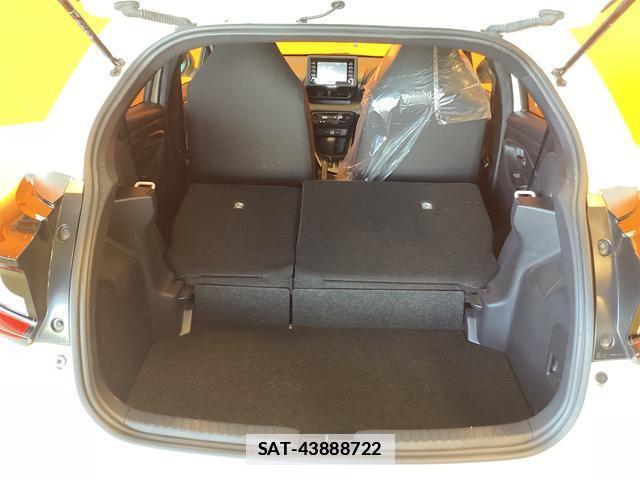 Toyota YARIS 2021-05 7934161-13