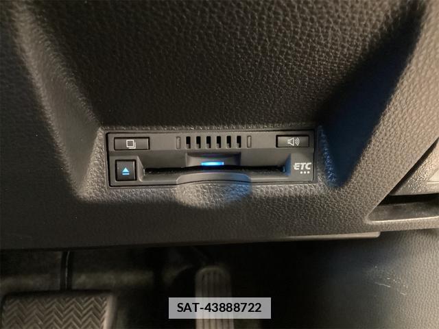 Toyota YARIS 2021-05 7934161-3