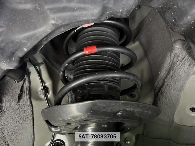 Toyota YARIS 2023-05 7934301-19