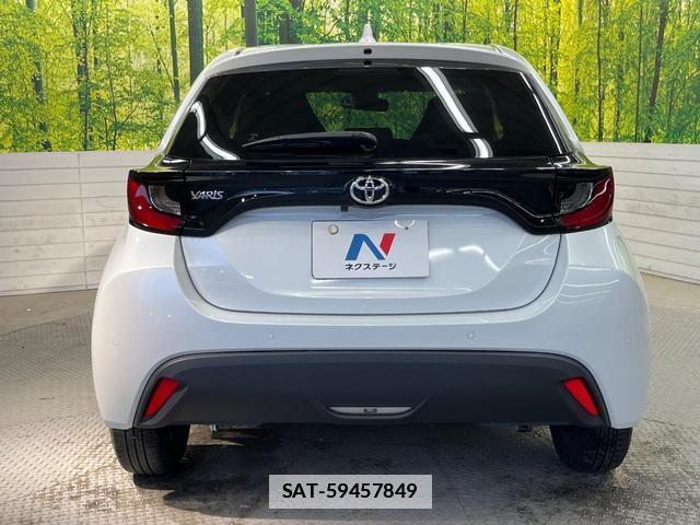 Toyota YARIS 2023-08 7934342-14