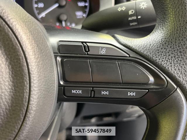 Toyota YARIS 2023-08 7934342-3