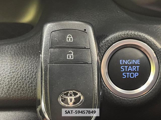 Toyota YARIS 2023-08 7934342-6