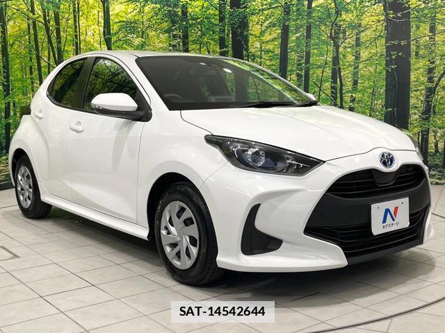 Toyota YARIS 2023-06 7934492-15