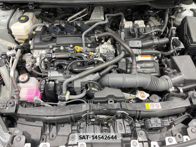 Toyota YARIS 2023-06 7934492-17