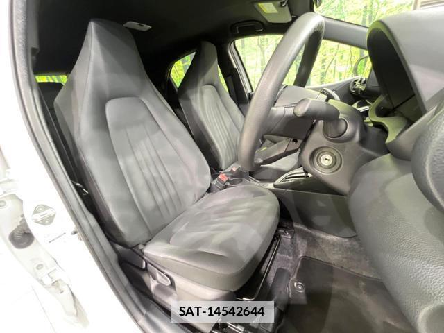 Toyota YARIS 2023-06 7934492-7