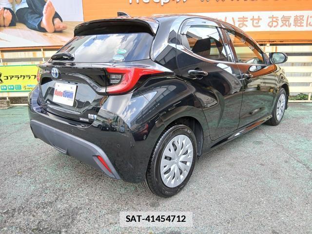 Toyota YARIS 2020-04 7935028-1