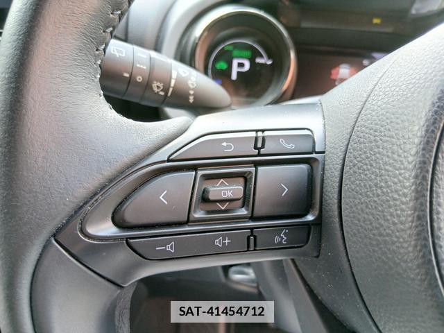 Toyota YARIS 2020-04 7935028-11