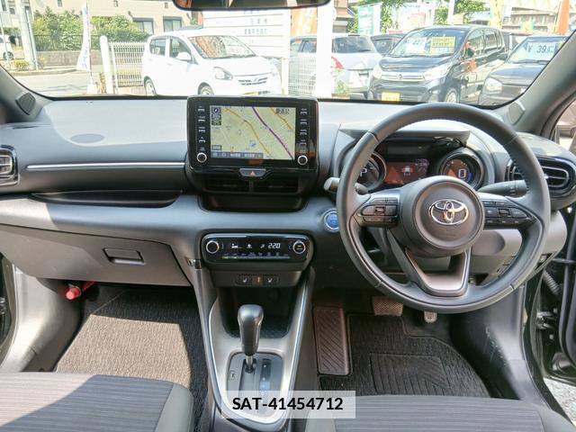 Toyota YARIS 2020-04 7935028-2