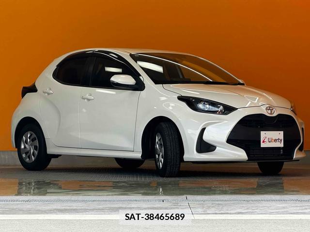 Toyota YARIS 2021-02 7935288-16
