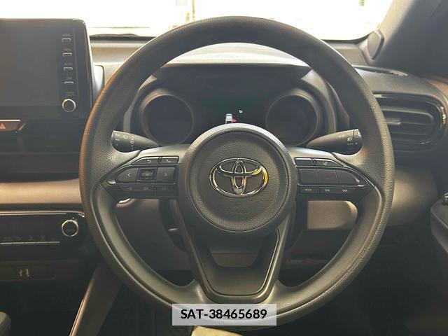 Toyota YARIS 2021-02 7935288-5