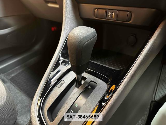 Toyota YARIS 2021-02 7935288-9