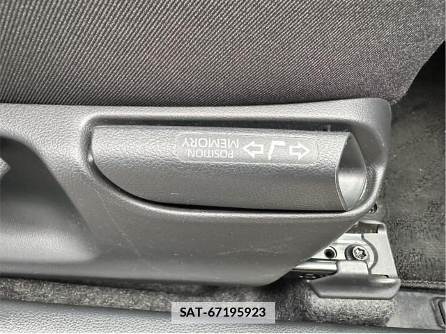 Toyota YARIS 2020-12 7935622-8