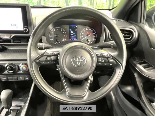 Toyota YARIS 2024-08 7936173-11