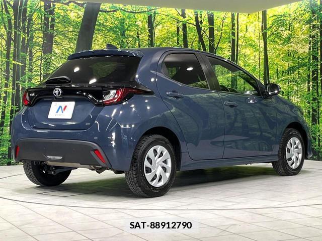 Toyota YARIS 2024-08 7936173-17
