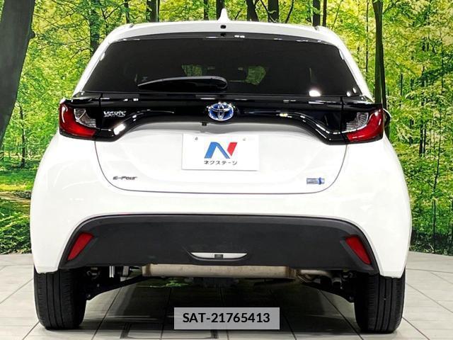 Toyota YARIS 2023-06 7936175-15