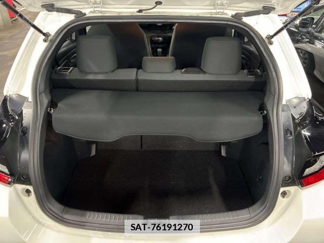 Toyota YARIS 2023-06 7936307-7