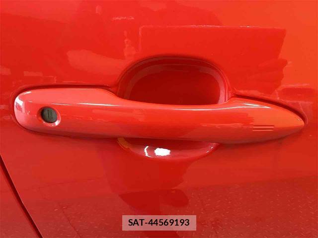 Toyota YARIS 2023-11 7937078-14