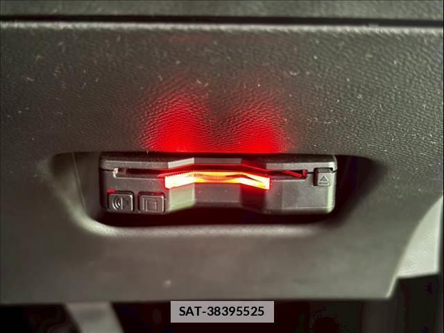 Peugeot 2008 2021-08 7963119-10