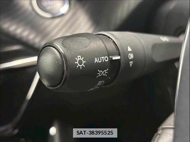 Peugeot 2008 2021-08 7963119-4