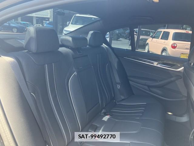 Bmw 5 SERIES 2022-06 7960264-6