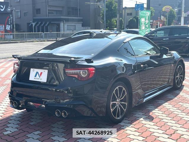 Toyota 86 2016-12 7959736-16