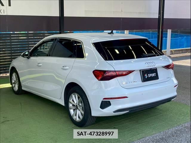 Audi A3 2022-02 7960222-16