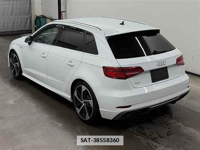 Audi A3 2019-06 7960866-4