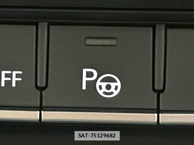 Audi A4 2021-09 7960168-5