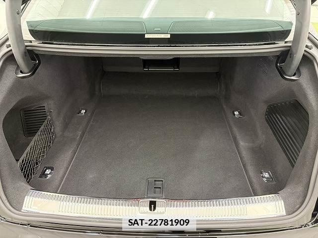 Audi A8 2019-09 7960171-10