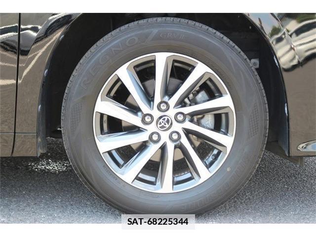 Toyota ALPHARD HYBRID 2017-06 7961920-13