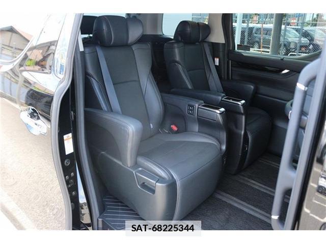 Toyota ALPHARD HYBRID 2017-06 7961920-15