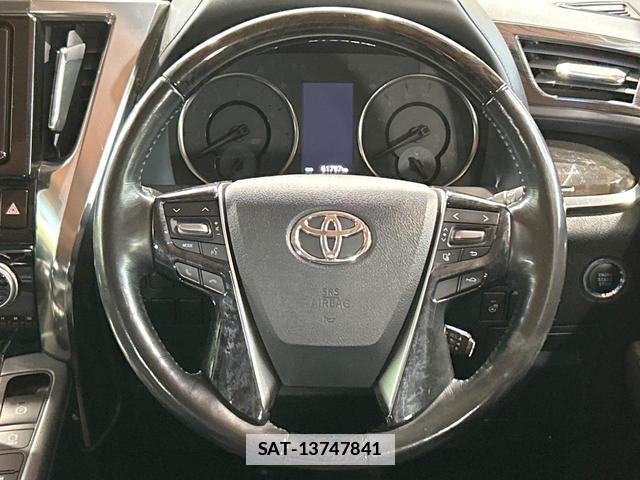Toyota ALPHARD 2017-12 7959366-11