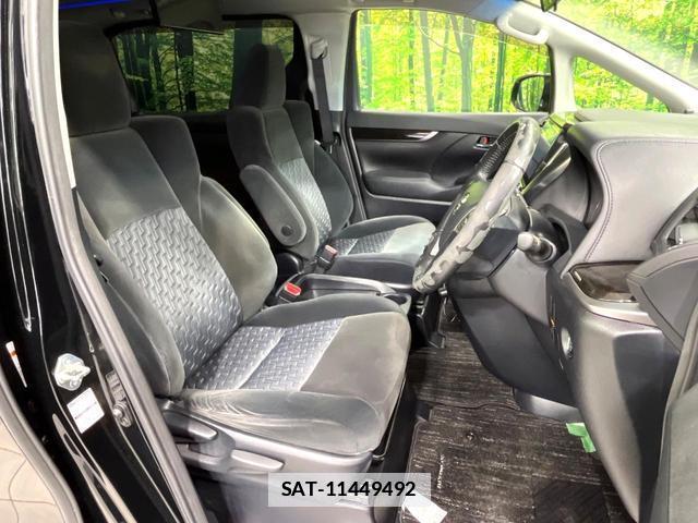 Toyota ALPHARD 2016-01 7959748-7