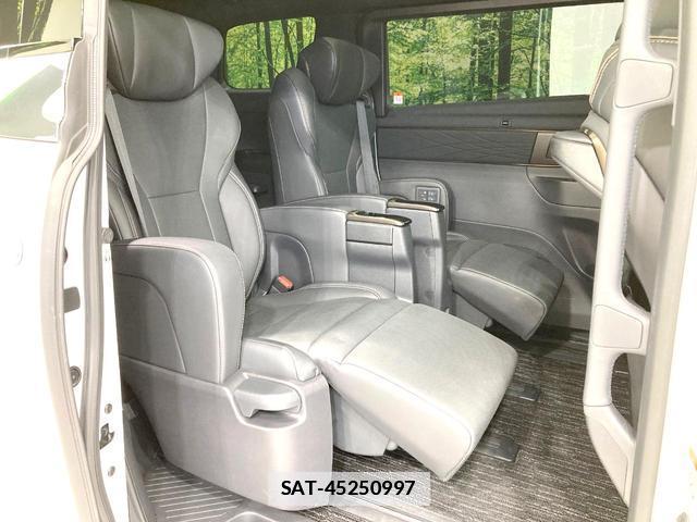 Toyota ALPHARD 2023-12 7959786-8